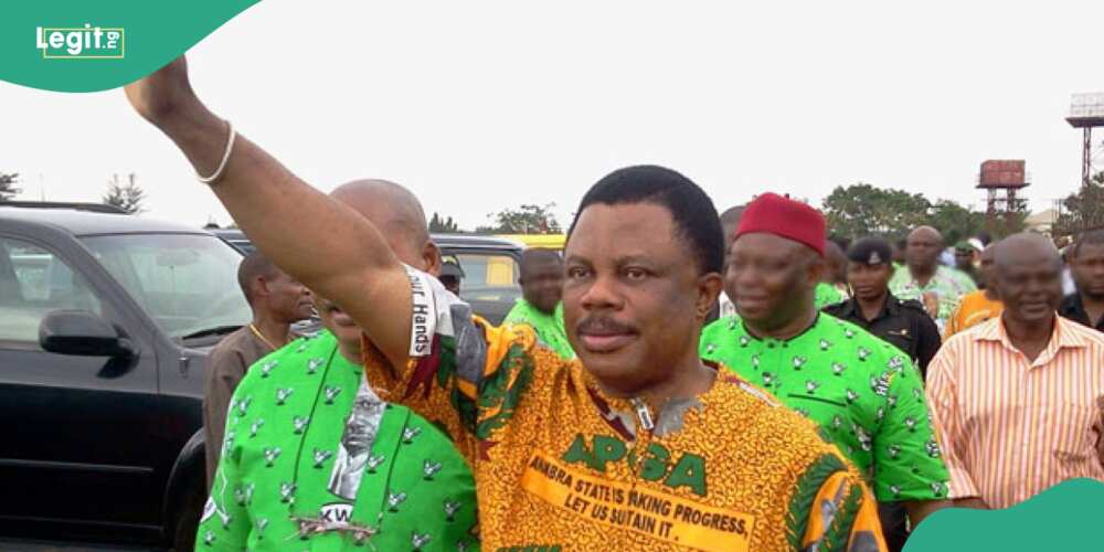 The former governor of Anambra state, Willie Obiano, arrested and detained by the EFCC while on his way to Houston in the United States.