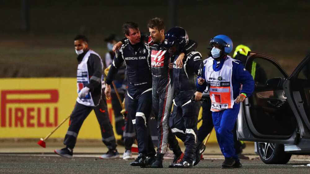 Romain Grosjean après son accident Romain Grosjean après son accident