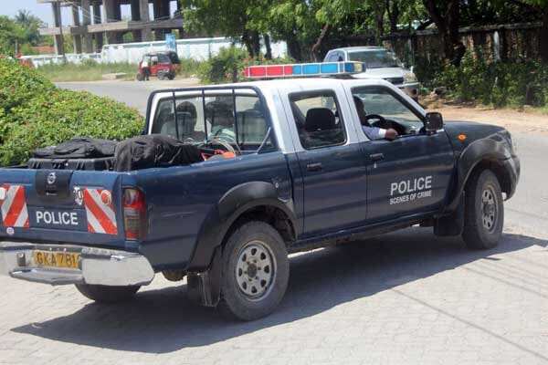 Mombasa police officers arrest man smuggling 10kg python