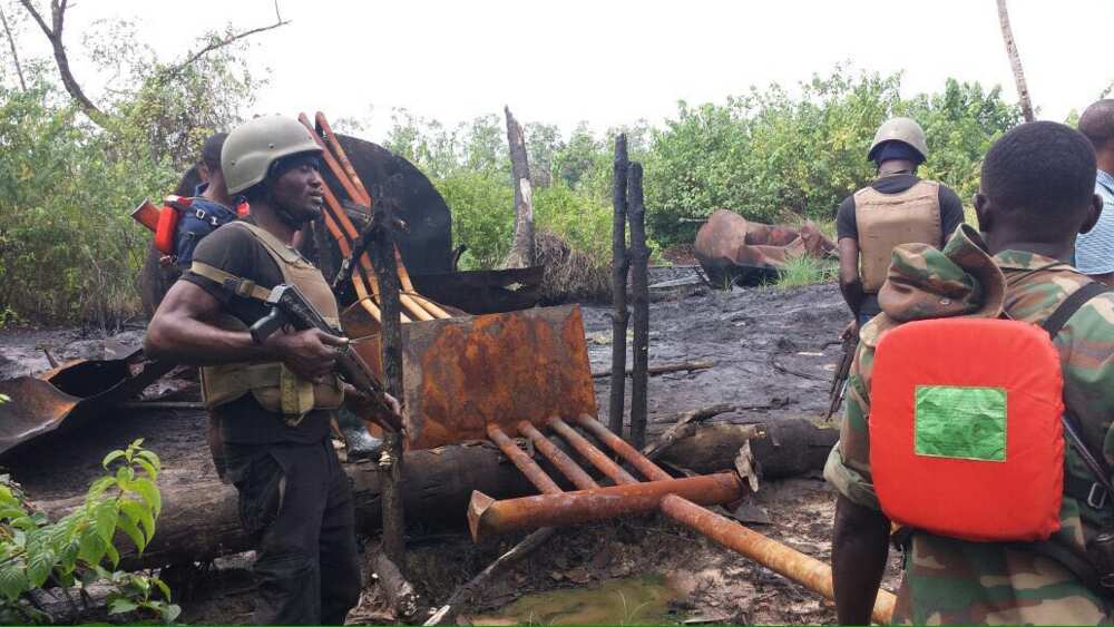 Nigerian military scores big on criminal entrepreneurs, nabs fishing trawler Nigerian military scores big on criminal entrepreneurs, nabs fishing trawler
