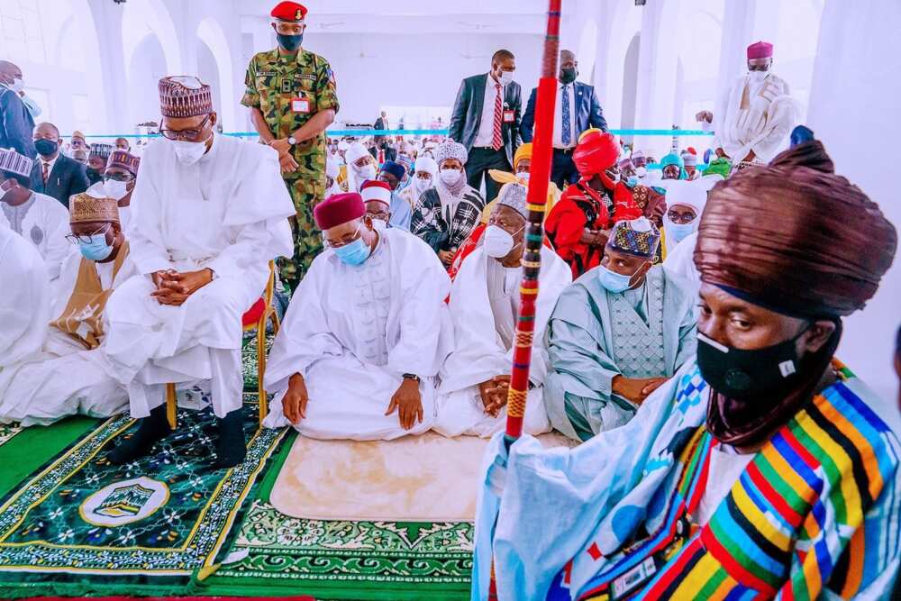 Hotunan daurin auren Talban Daura, Yusuf Buhari, da Gimbiya Zahra Bayero Hotunan daurin auren Talban Daura, Yusuf Buhari, da Gimbiya Zahra Bayero