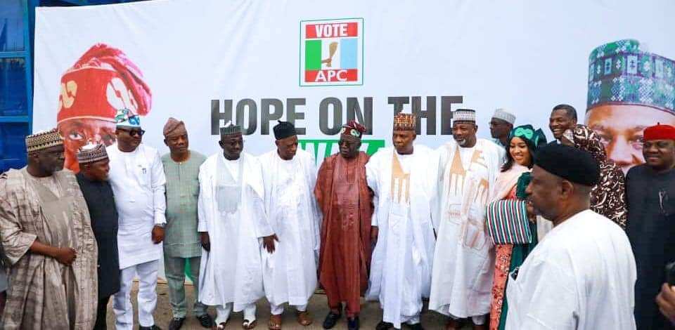 Taro ln APC a Abuja. Taro ln APC a Abuja.