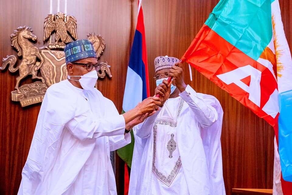 Matawalle: PDP ta ce lallai sai an rantsar da mataimakin gwamnan Zamfara a matsayin gwamna Matawalle: PDP ta ce lallai sai an rantsar da mataimakin gwamnan Zamfara a matsayin gwamna