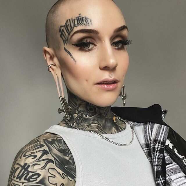 Monami Frost's biography: age, real name, husband, tattoos 
