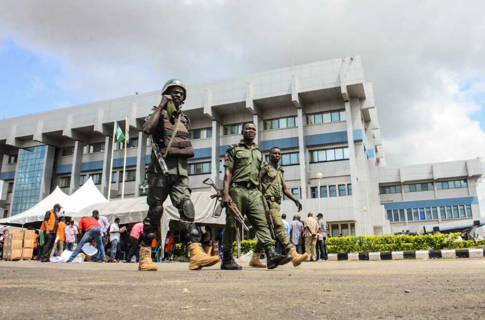 Ondo governorship: Police, thugs exchange gunfire outside collation centre