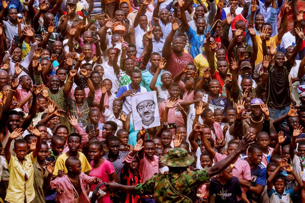 Mai farin jini: Dubban jama'a sun yi tururuwar fitowa domin tarbar Buhari a Ondo (Hotuna)