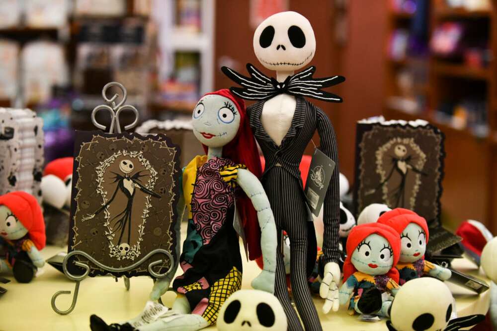 How tall is Jack Skellington in feet? How tall is Jack Skellington in feet?
