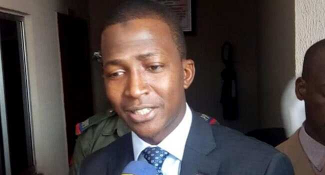Yanzu-yanzu: Buhari ya bukaci majalisa ta tabbatar Bawa matsayin sabon shugaban hukumar EFCC