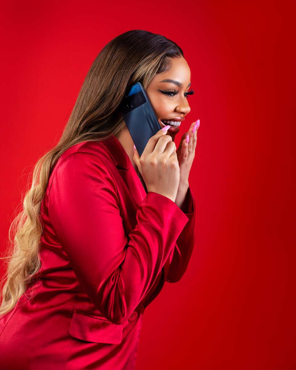 1 Charge for 3 Days: itel P40 is the Perfect Big Battery Smartphone for Nigerians 1 Charge for 3 Days: itel P40 is the Perfect Big Battery Smartphone for Nigerians