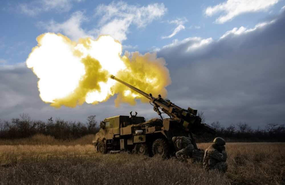 Caesar cannons can fire and change position before the enemy fires back Caesar cannons can fire and change position before the enemy fires back