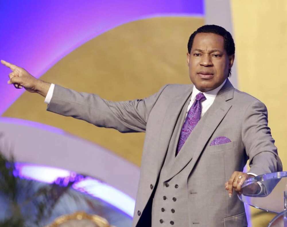 Pastor Chris Oyakhilome biography Pastor Chris Oyakhilome biography