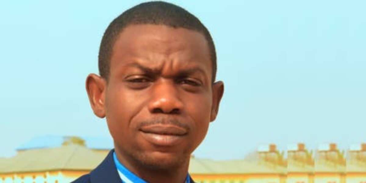 Olasunkanmi Opeifa: Nigerian teacher named among finalists for N383m ...