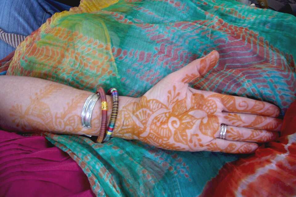 Yellow henna Yellow henna