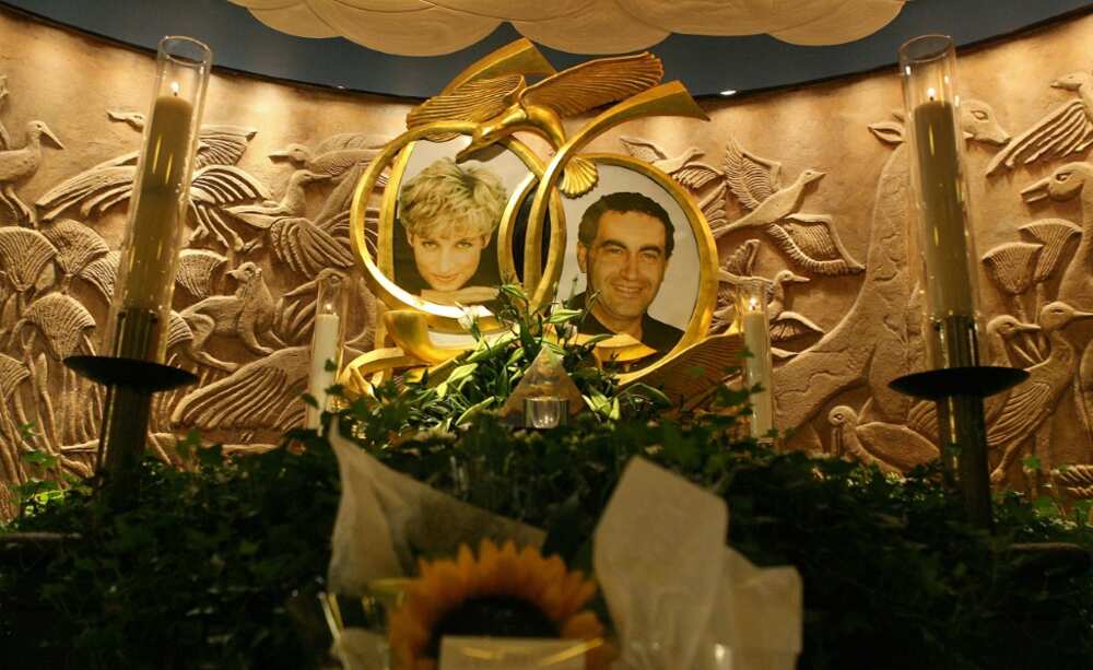 Al-Fayed commissioned two memorials to the couple, insisting they were going to be married