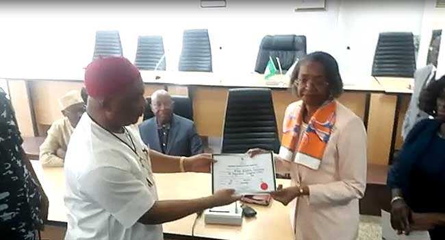 Imo ex-auditor general invades office to remove sensitive files as Uzodinma is sworn in