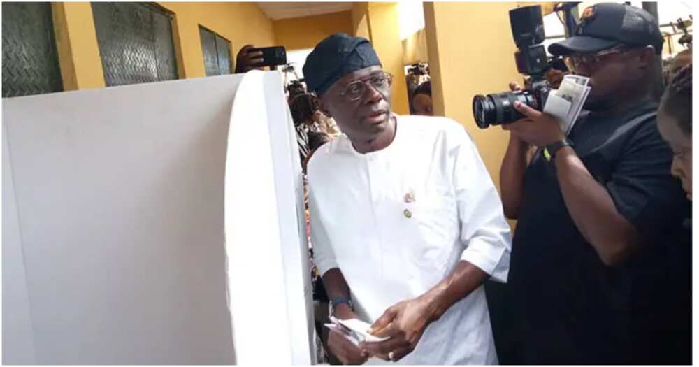 Sanwo-Olu casts his votes