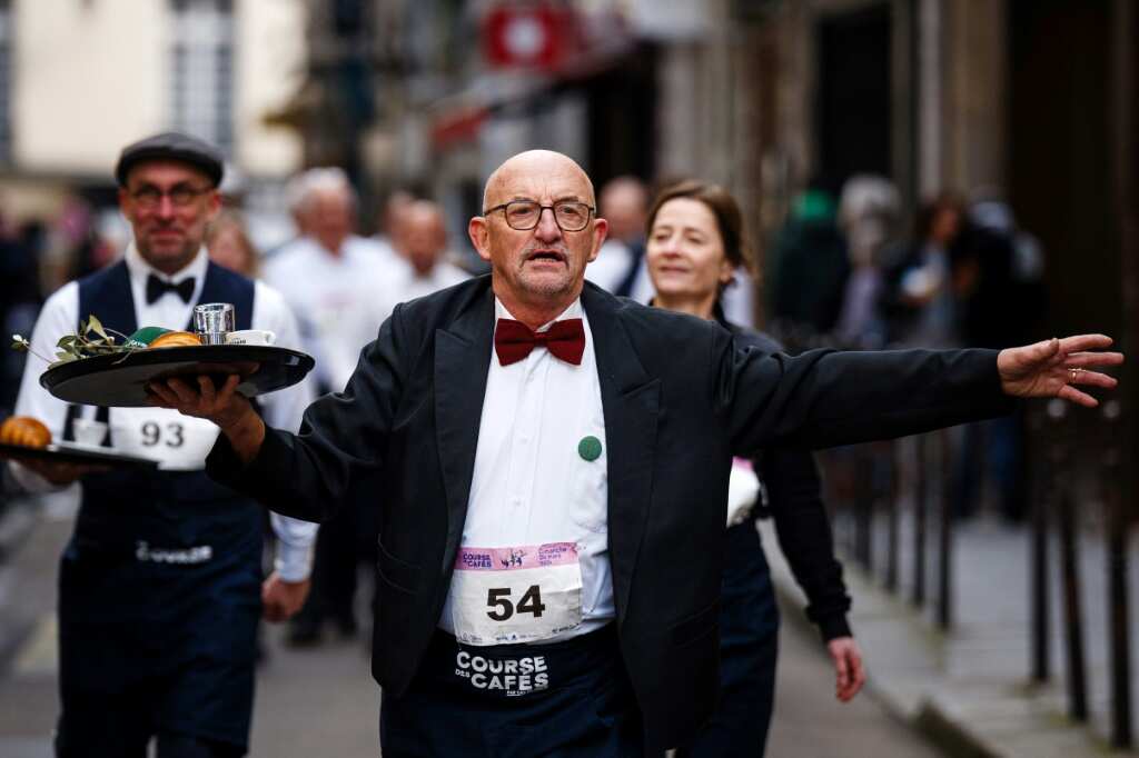 Paris crowns champion waiters in one-of-a-kind 'cafe race'