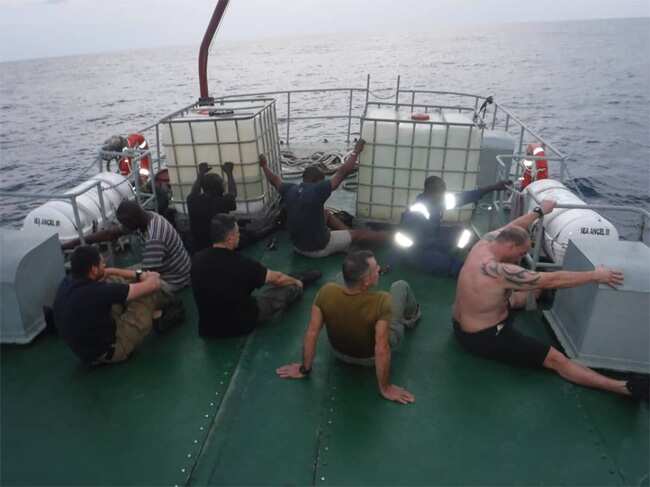 Greek Citizens, American Among Nine Suspected Pirates Arrested In Nigeria
