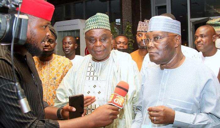 Zaben 2023: Wasu jiga-jigan PDP a jihohi 24 sun zabi Atiku ya gaji Buhari, inji Dokpesi