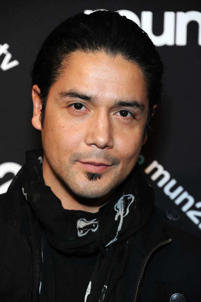 Did Chris Perez remarry?