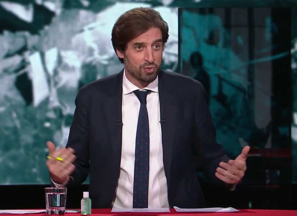 Alexis Favre : qui est vraiment le journaliste de la RTS ? Alexis Favre : qui est vraiment le journaliste de la RTS ?