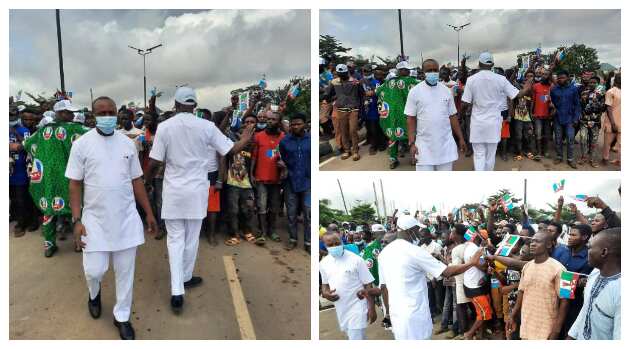 APC youths welcome Buhari in Imo