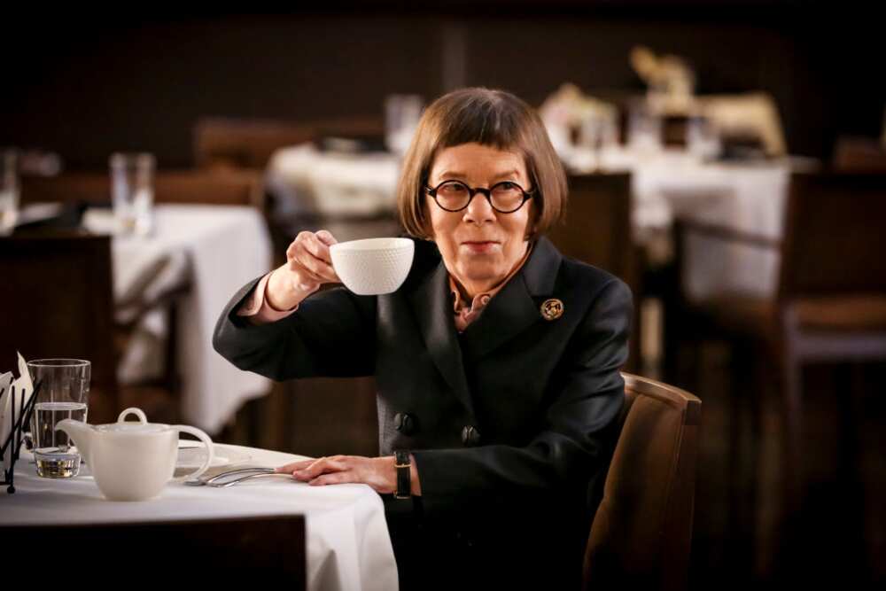 Linda Hunt