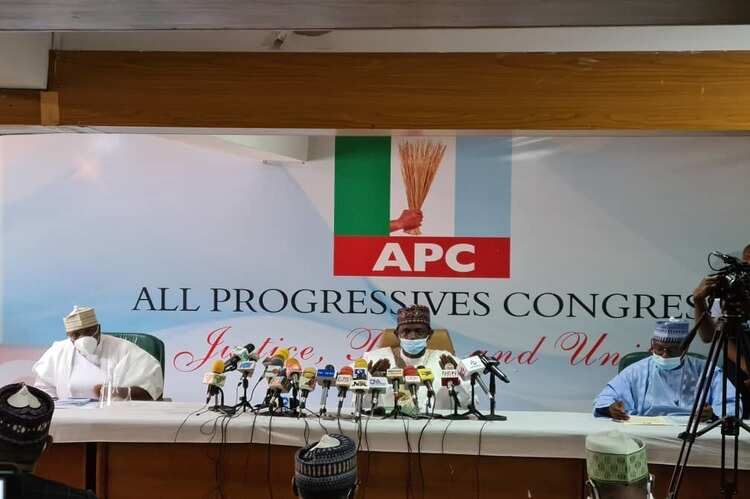 After Governor Umahi's defection, APC dissolves Ebonyi state executive committee, appoints caretaker committee