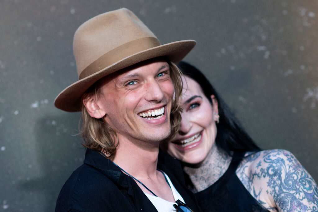 Who is Jamie Campbell Bower’s girlfriend, Jess Moloney? Legit.ng