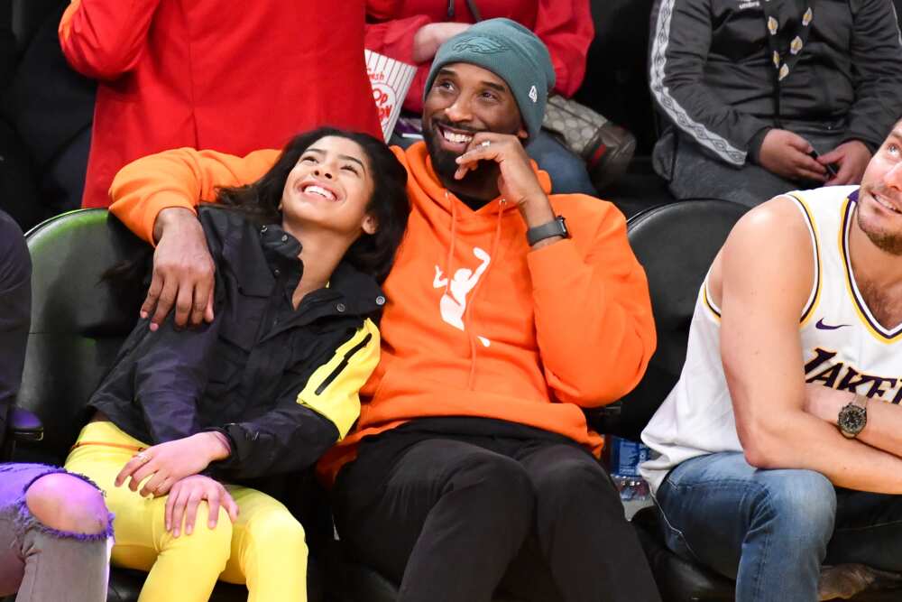 Duba gidan Kobe Bryant da ke Pennsylvania da aka siya a $810,000 Duba gidan Kobe Bryant da ke Pennsylvania da aka siya a $810,000