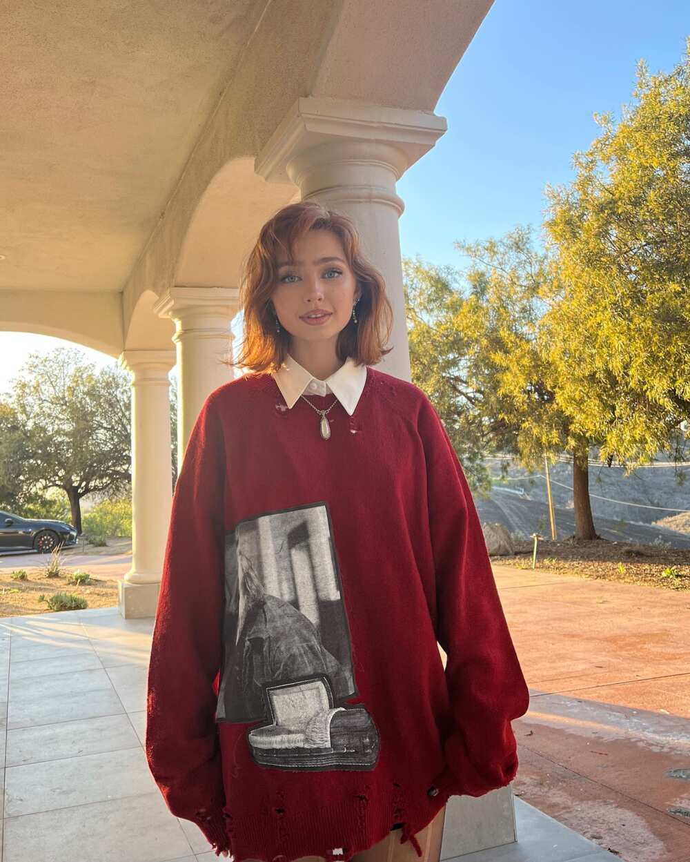 Renata Ri’s height Renata Ri’s height