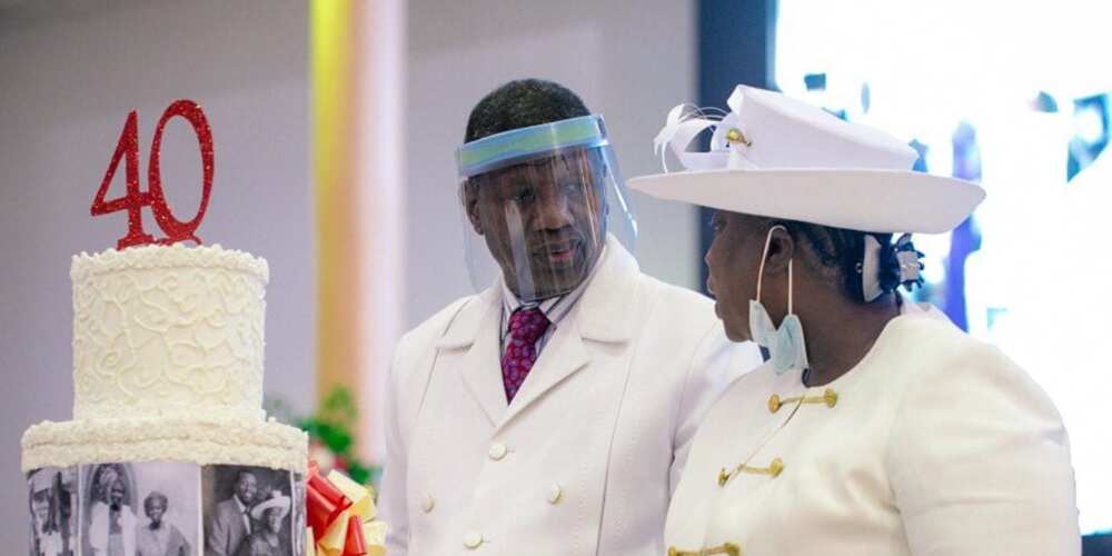 Pastor Adeboye sends social media into frenzy as he hypes his wife