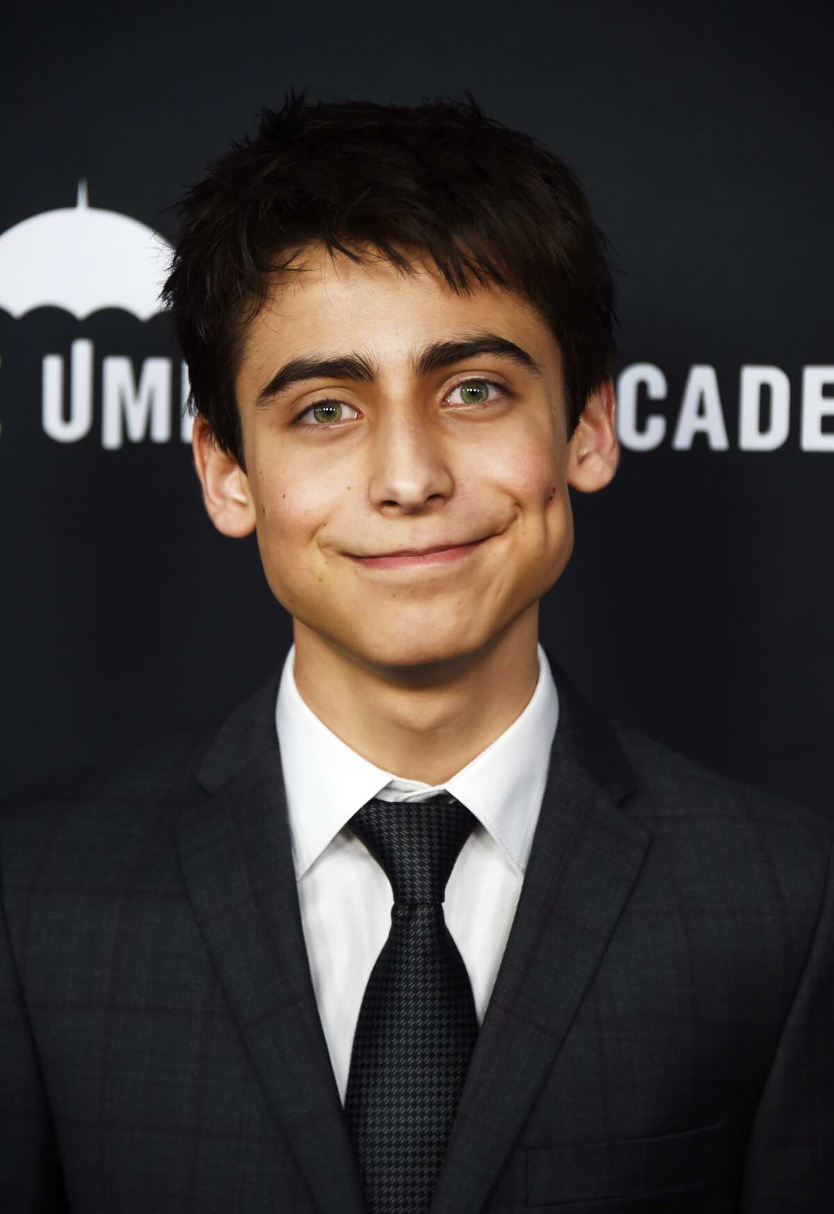 Aidan Gallagher Bio: Age, Height, Parents, Girlfriend, Movies - Legit.ng