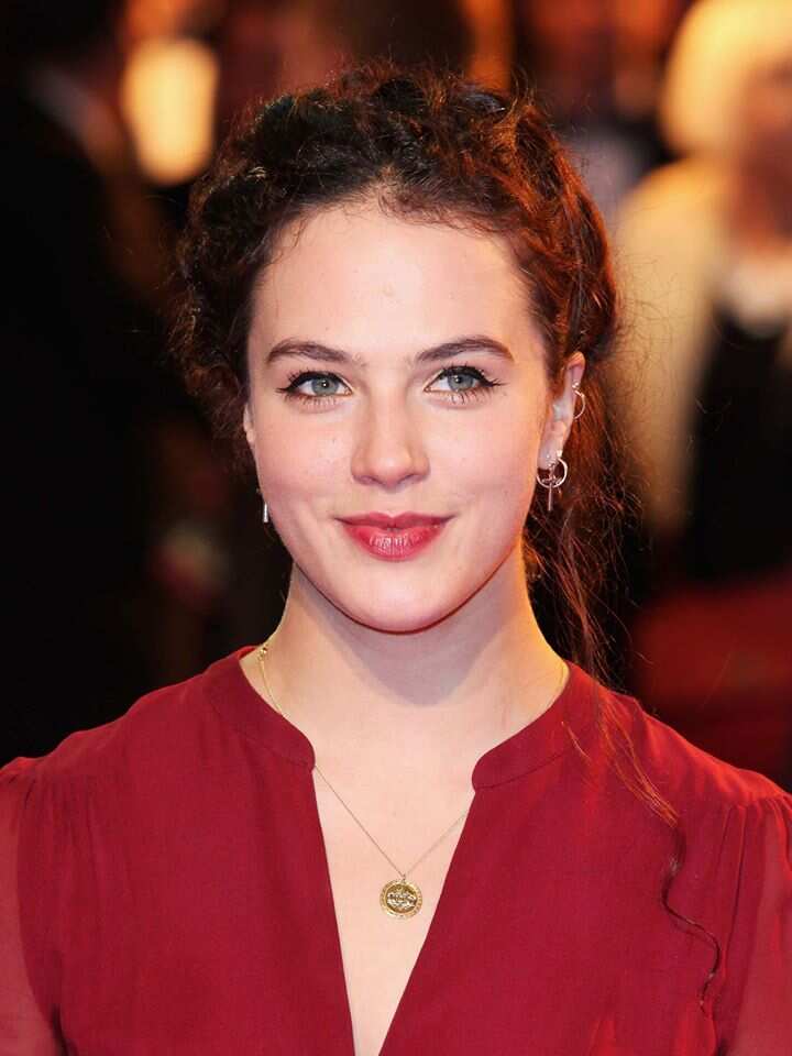 Jessica Brown Findlay bio: age, height, partner, movies and TV shows