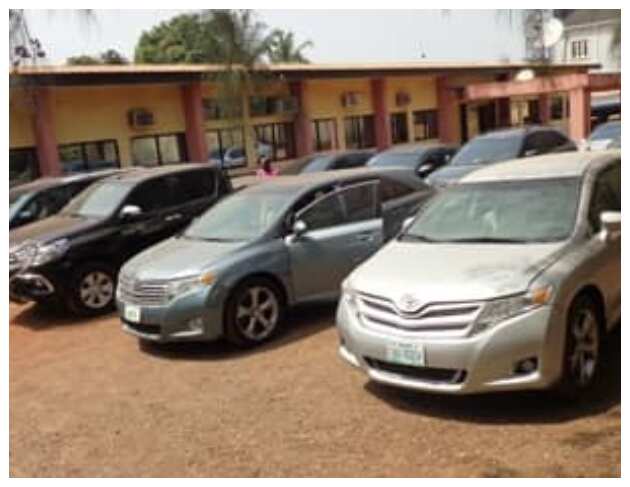 EFCC recovers exotic cars, laptops, others from 19 internet fraudsters in southeast EFCC recovers exotic cars, laptops, others from 19 internet fraudsters in southeast