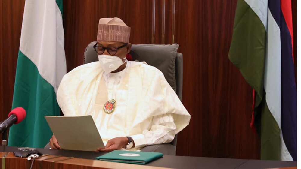 Rahoto: Gwamnatin Buhari Na Leƙen Asirin Wayoyin Ƴan Adawa, Ƴan Gwagwarmaya, Ƴan Jarida Da Wasu Mutane Rahoto: Gwamnatin Buhari Na Leƙen Asirin Wayoyin Ƴan Adawa, Ƴan Gwagwarmaya, Ƴan Jarida Da Wasu Mutane