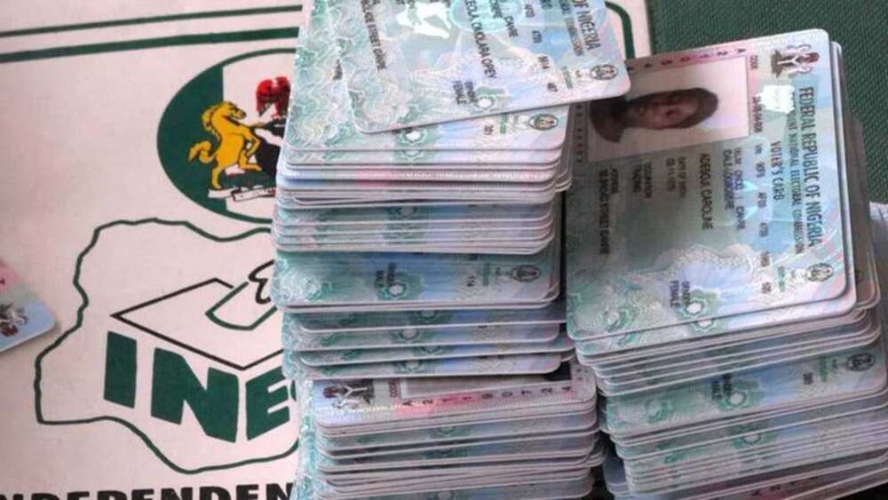 Dan jarida ya maka INEC a kotu kan gaza bashi katin zabensa Dan jarida ya maka INEC a kotu kan gaza bashi katin zabensa