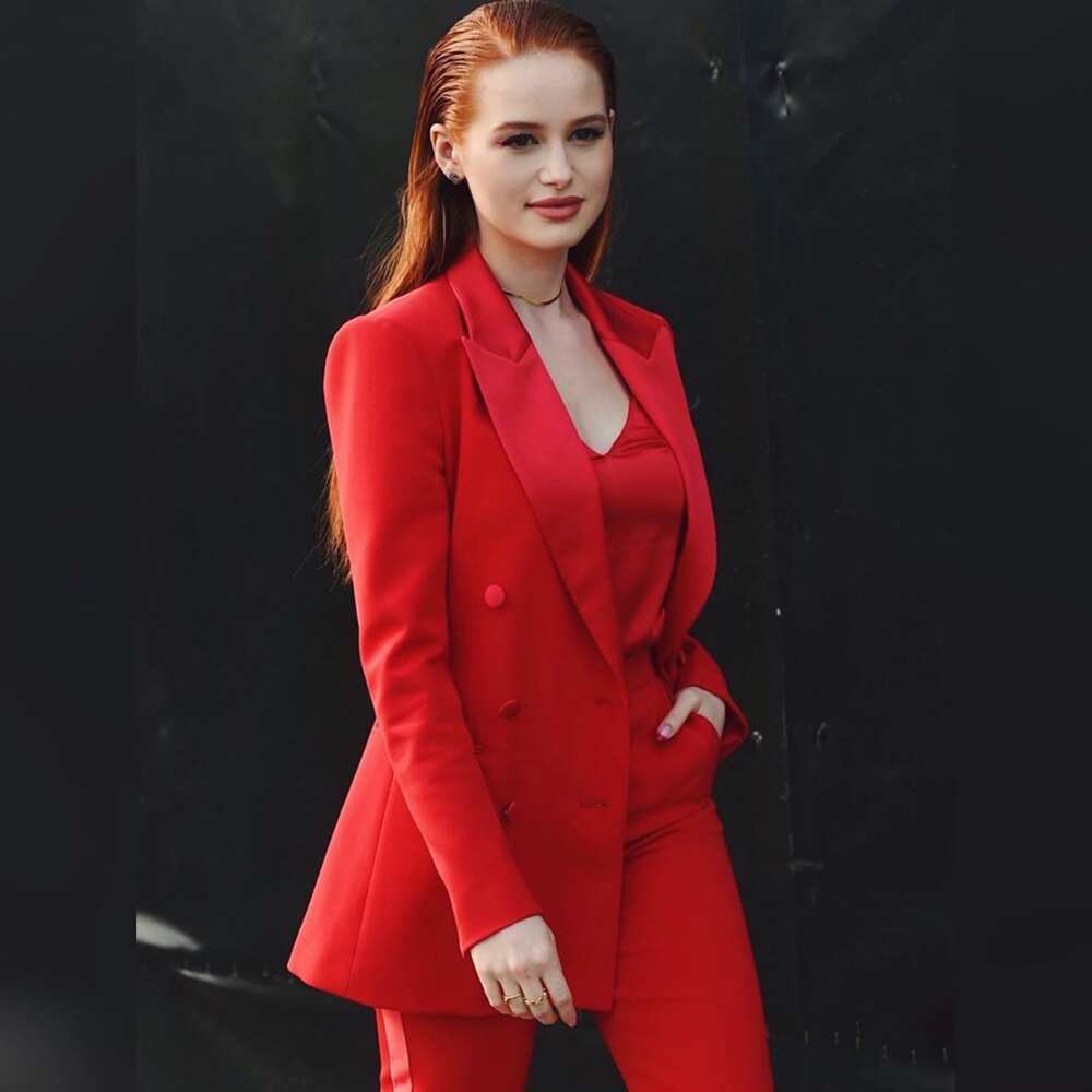 beautiful redhead beautiful redhead