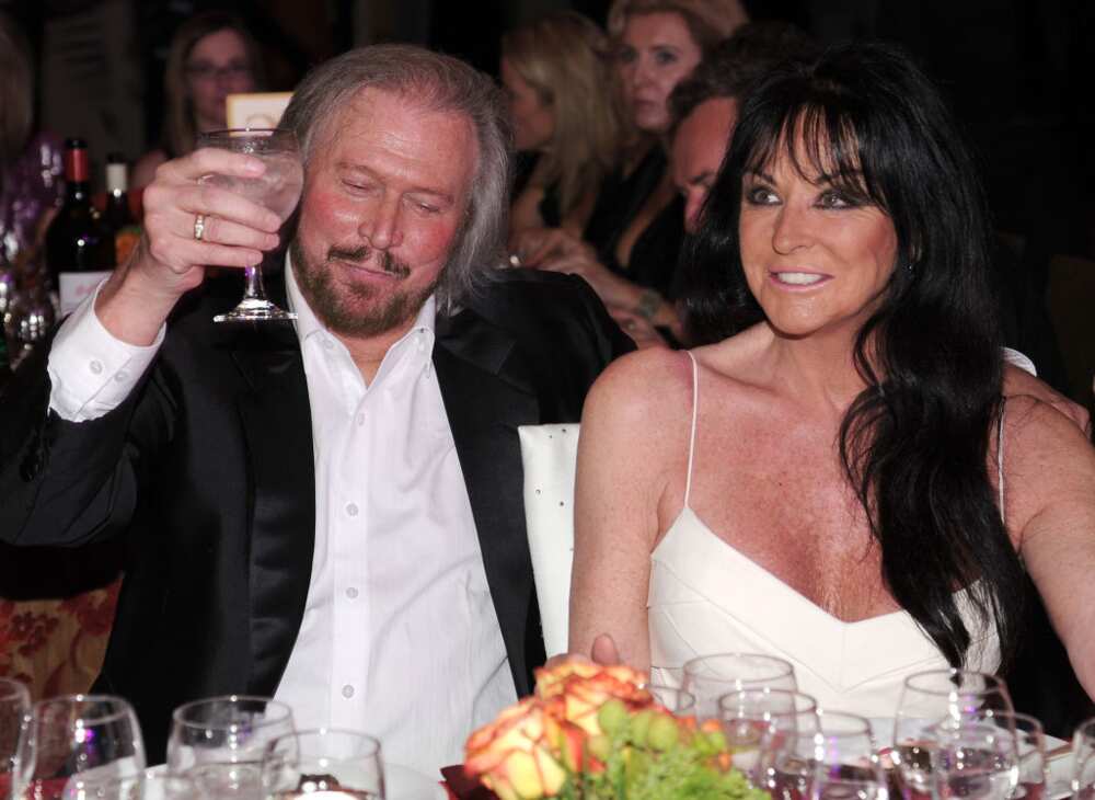 barry gibb's wife barry gibb's wife