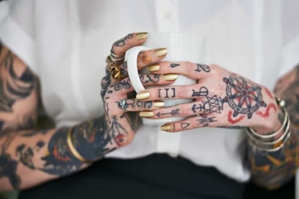 ring finger tattoos