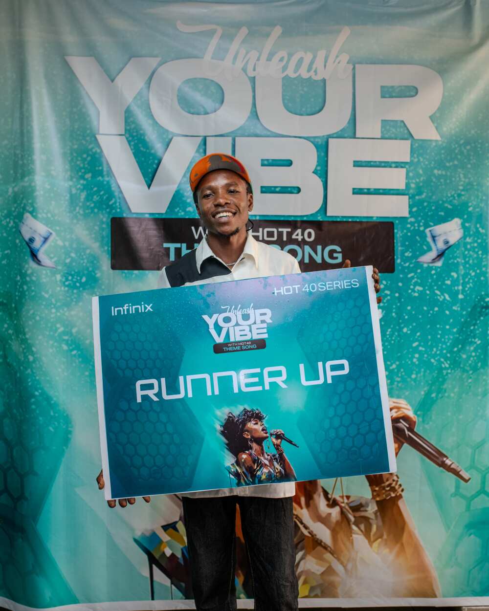 Infinix Nigeria Empowers Winners Of #Vibewithhot40song Competition