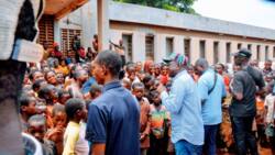 In the spirit of Sallah, governor storms Benue IDPs, meets with kinsmen