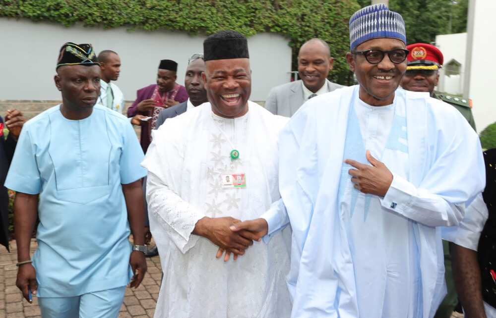 Group passes vote of confidence on Senator Akpabio Group passes vote of confidence on Senator Akpabio