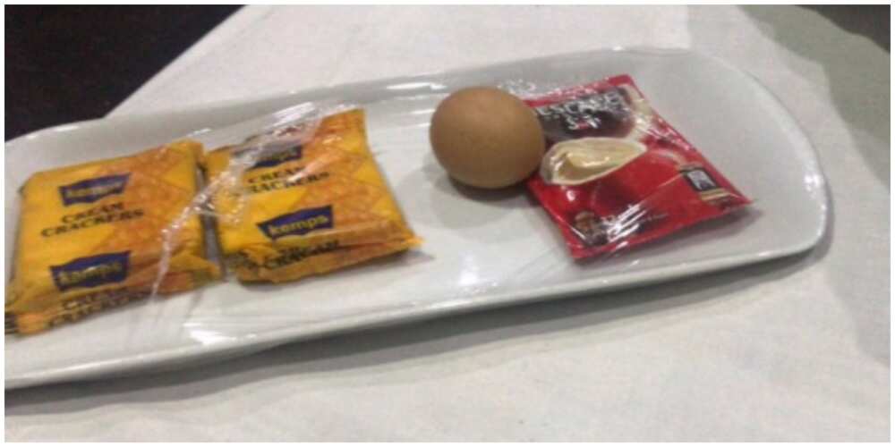 Twitter user amused over breakfast in bed he was served in Ibadan hotel