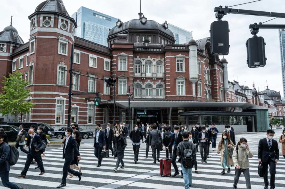 The stark contrast between Japanese and US monetary policy has caused the yen to plummet to 32-year lows against the dollar