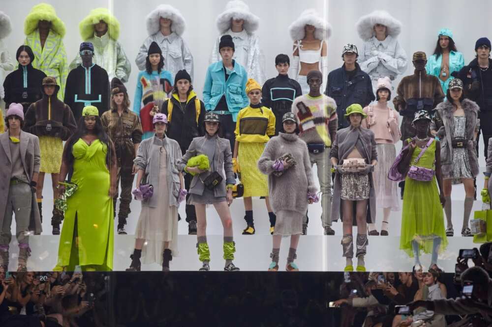 Fendi kicks off New York Fashion Week by celebrating the Baguette ...