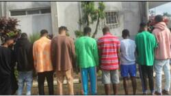 Fraudsters in trouble as EFCC arrests 2 ‘Yahoo’ school' owners, 7 others in south south state