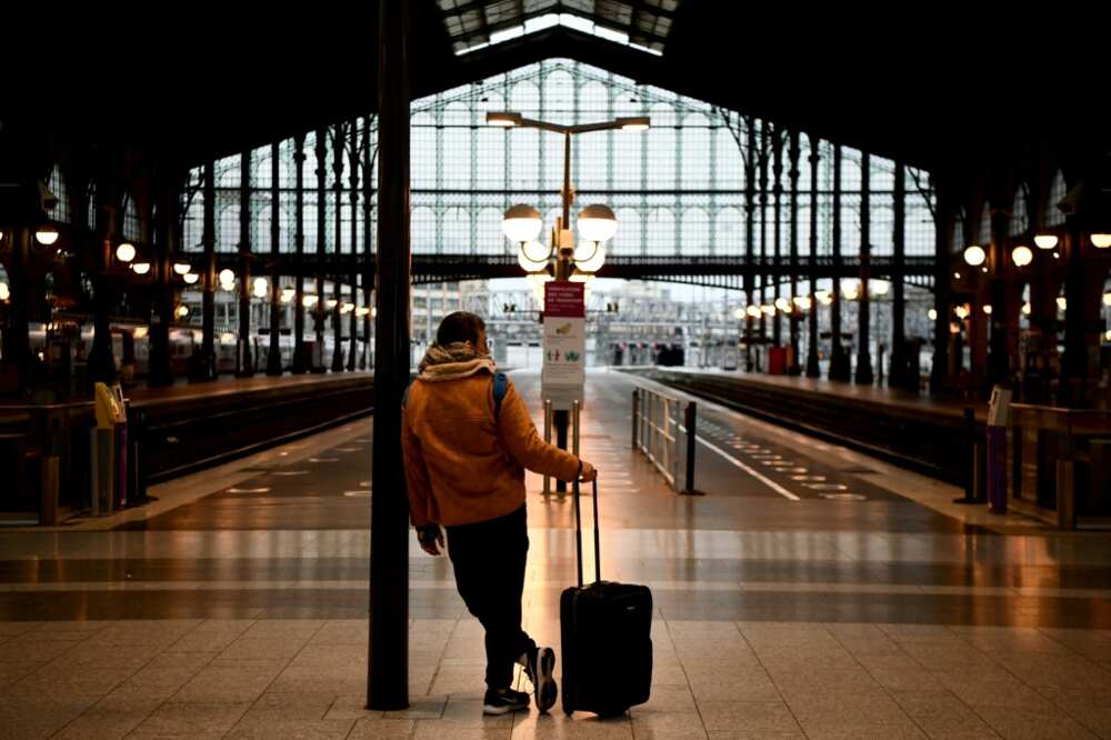 Half of all high-speed trains were cancelled on Thursday Half of all high-speed trains were cancelled on Thursday