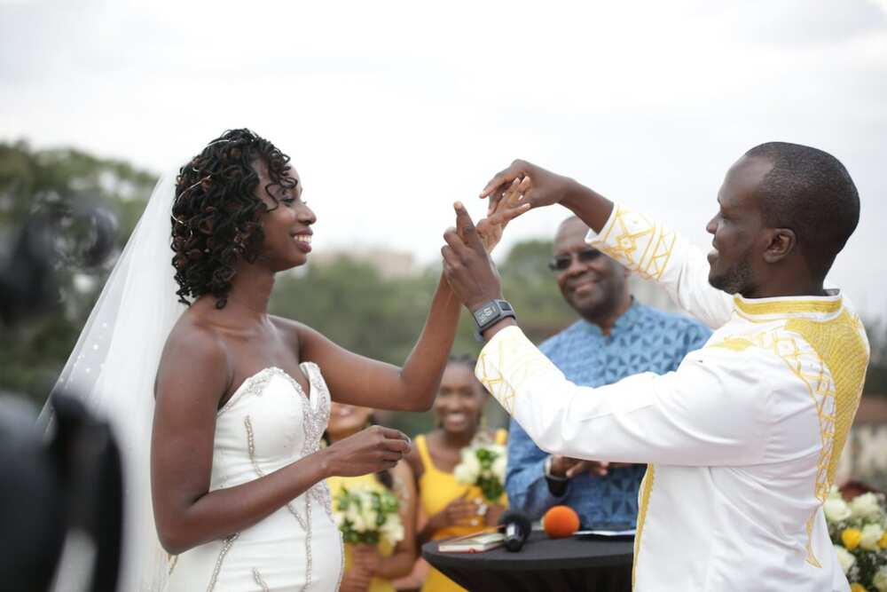 Nairobi couple dazzle in colourful wedding, bride wheeled to venue on handcart