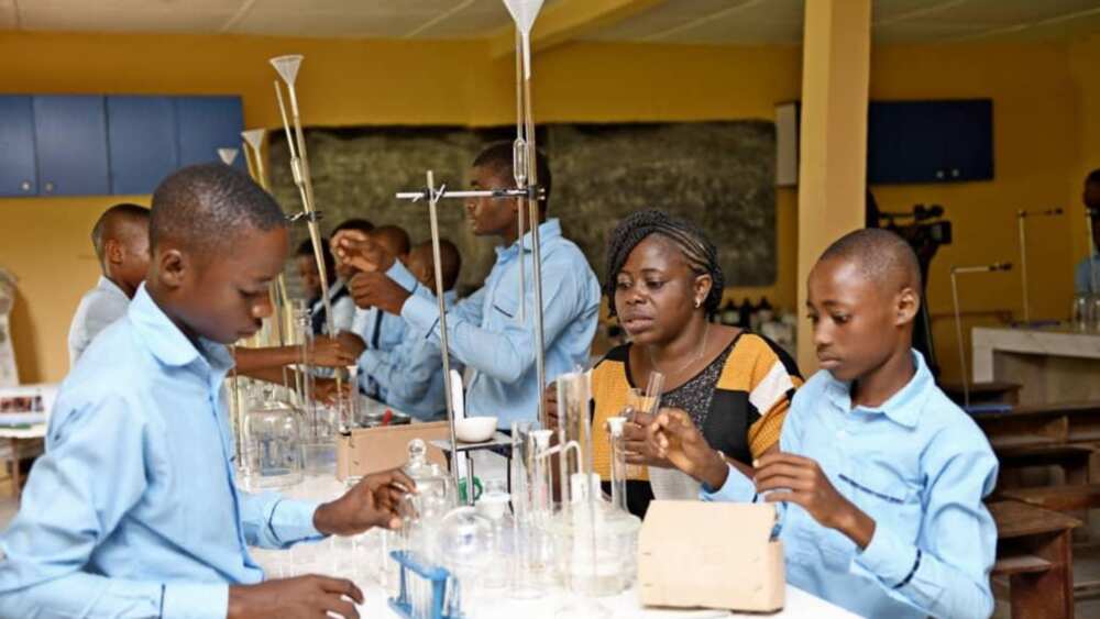 Akwa lab Akwa lab